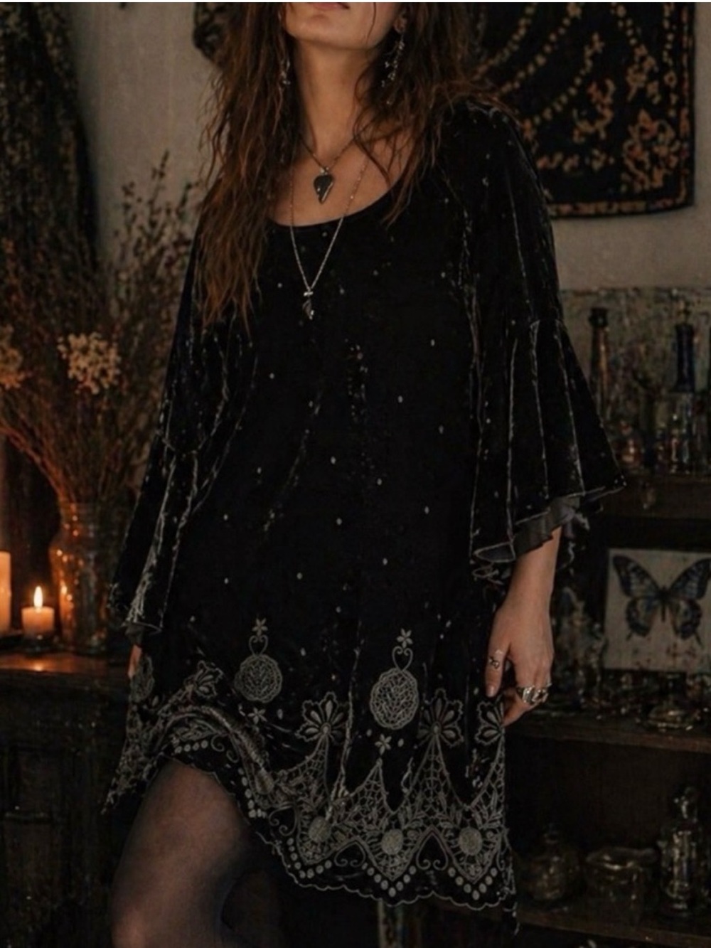 Johnny Was XS Roxanne Black Velvet Embroidered Flutter Sleeve Mini Shift Dress